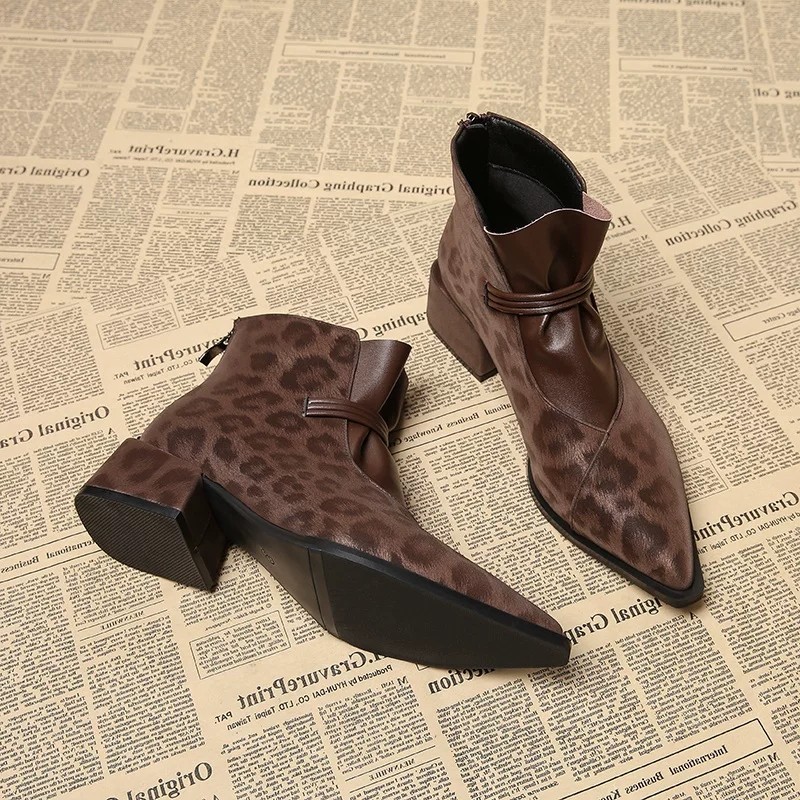French Street Fashion - Bottines courtes à bout pointu imprimé