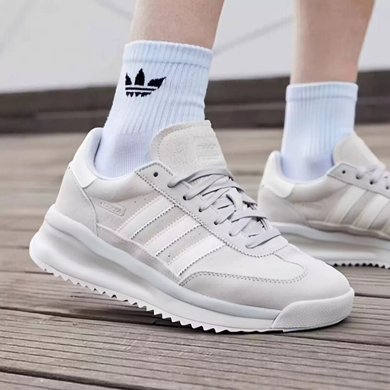Street Fashion Adidas - Adidas JH5090 Sneakers RetroPlatform Trefoil Low