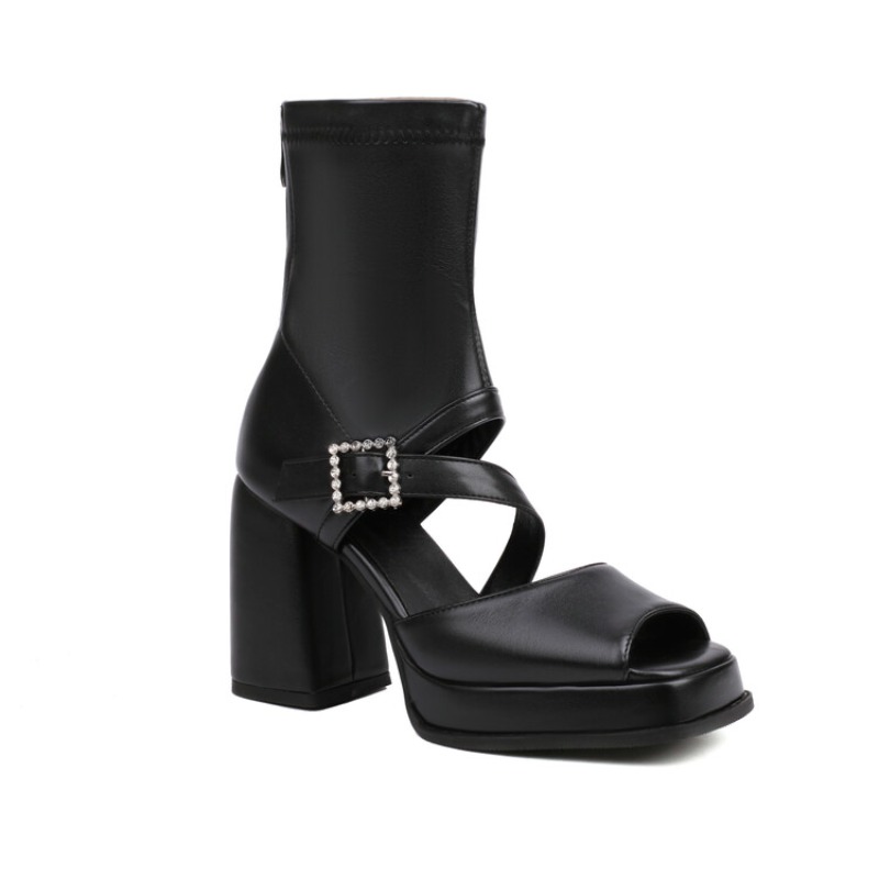 Sandales Gladialtor pour femme - Street Fashion Female avis et prix
