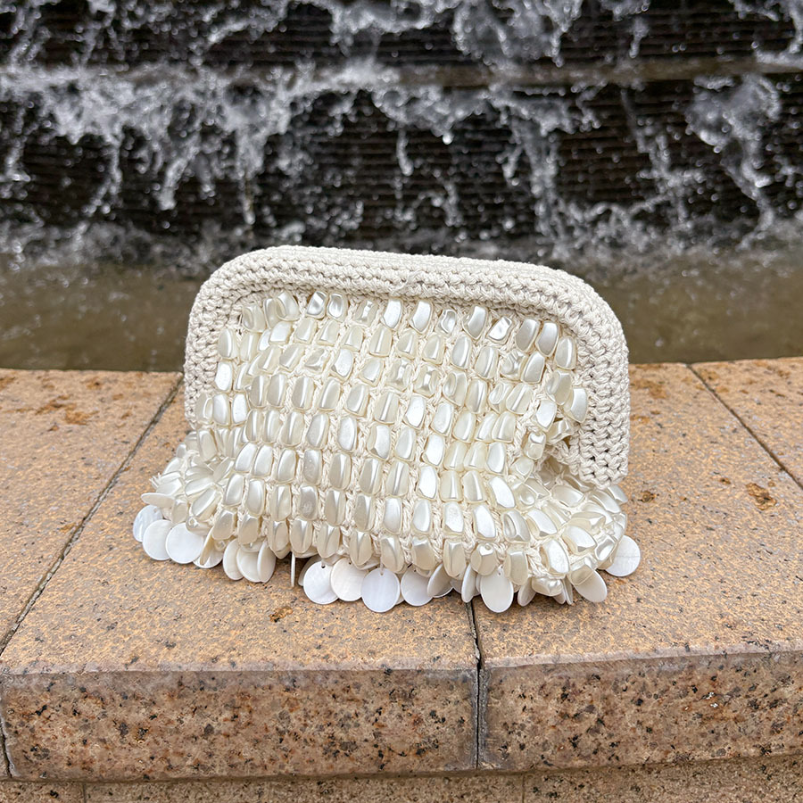 Pochette à perles tissée à la  - French Street Fashion avis et prix